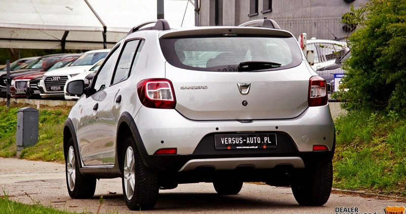 Dacia Sandero Stepway cena 26500 przebieg: 174000, rok produkcji 2013 z Gdynia małe 667